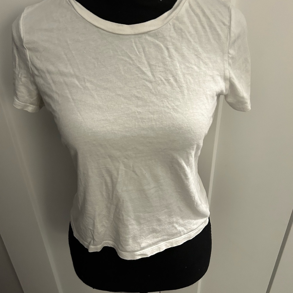American Eagle white Tee